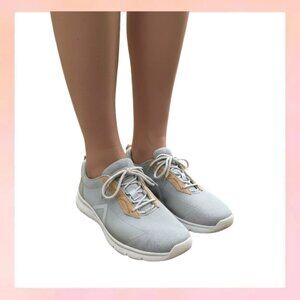 Nike Rivah SE Women's Premium Knit Running/Walking Sneaker Size 9.5 Beige/Tan